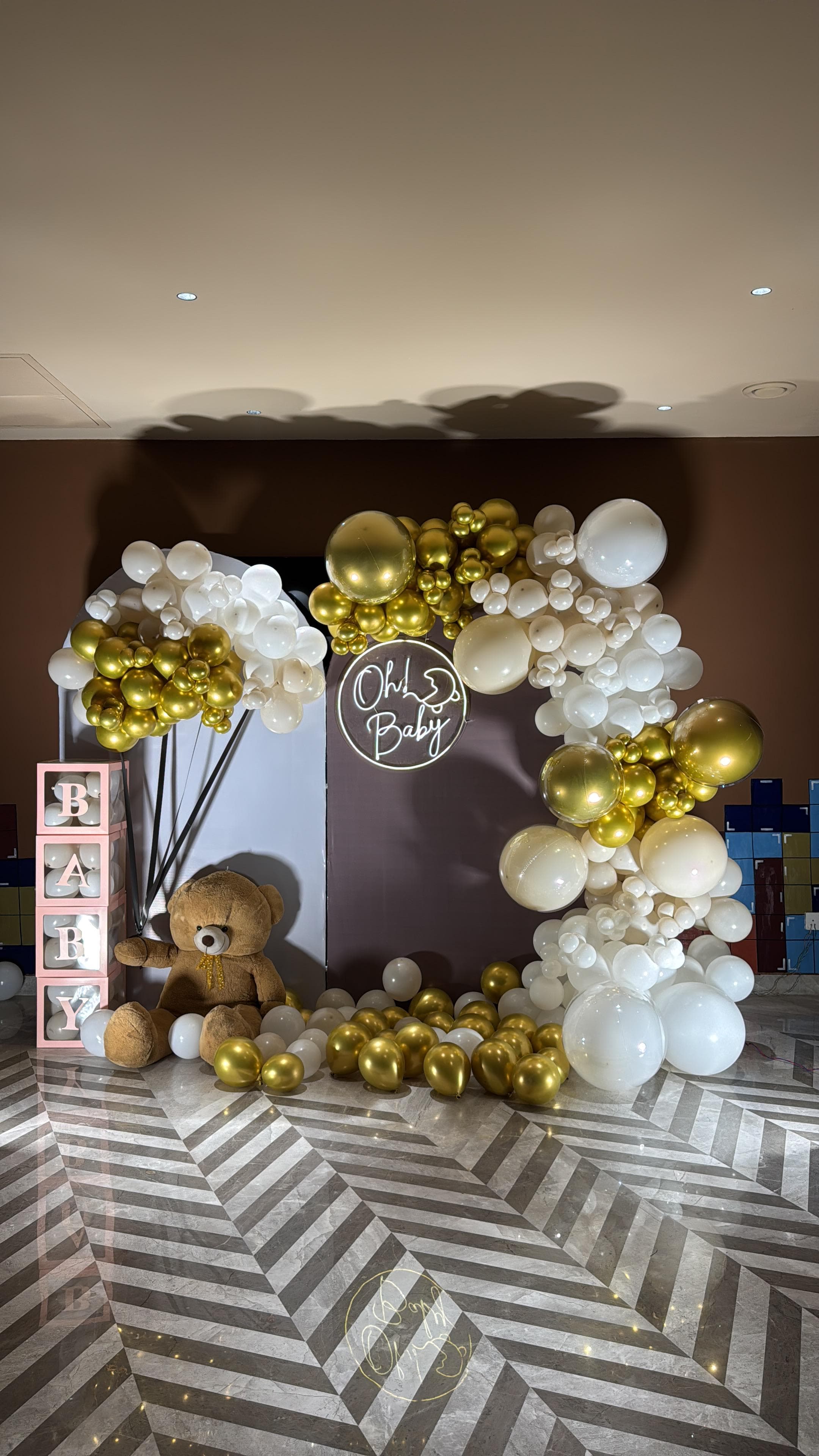 White & Gold Balloon Combination Decor | Elegant Party Decoration — photo 1