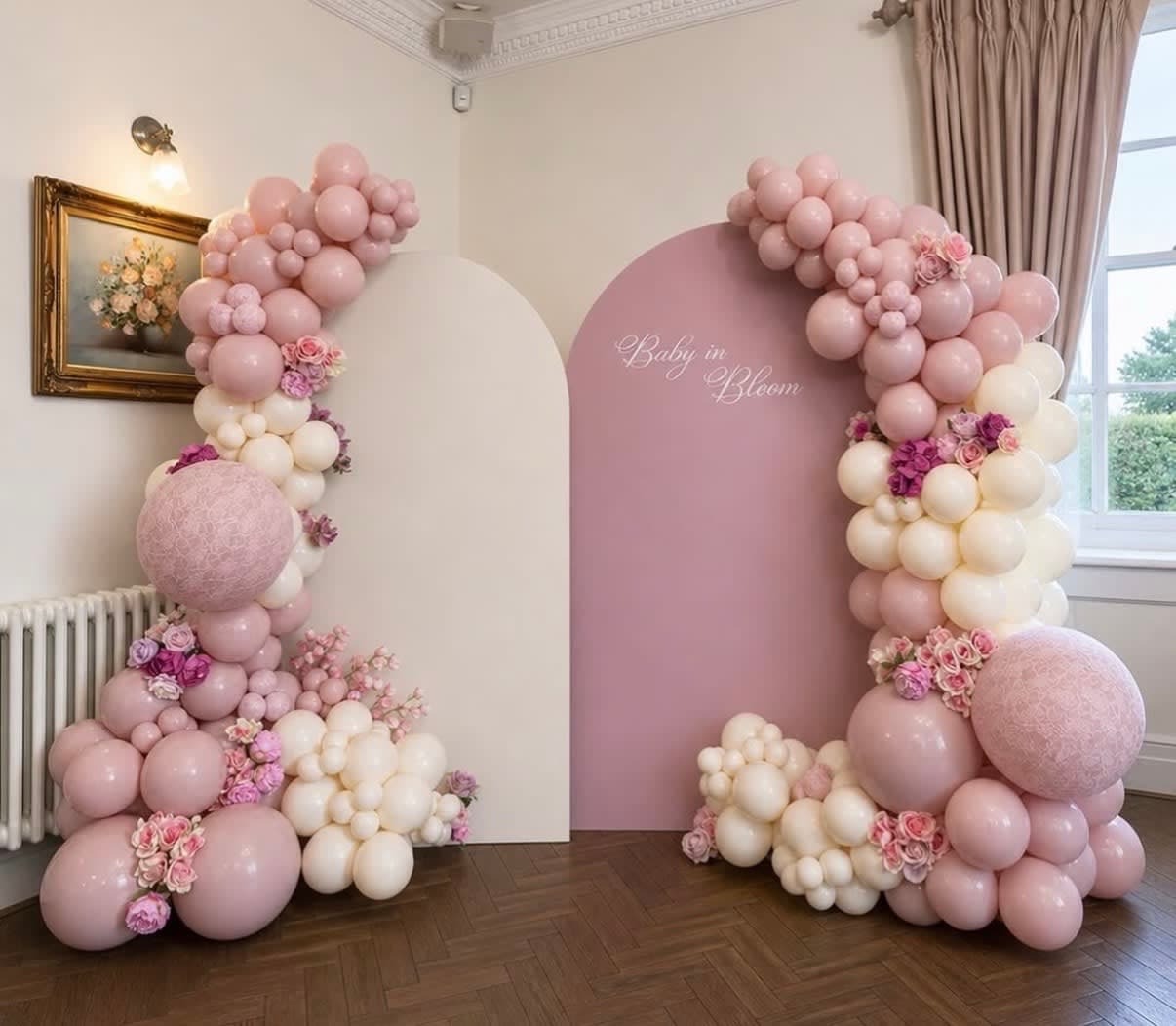 Simple balloon decor
