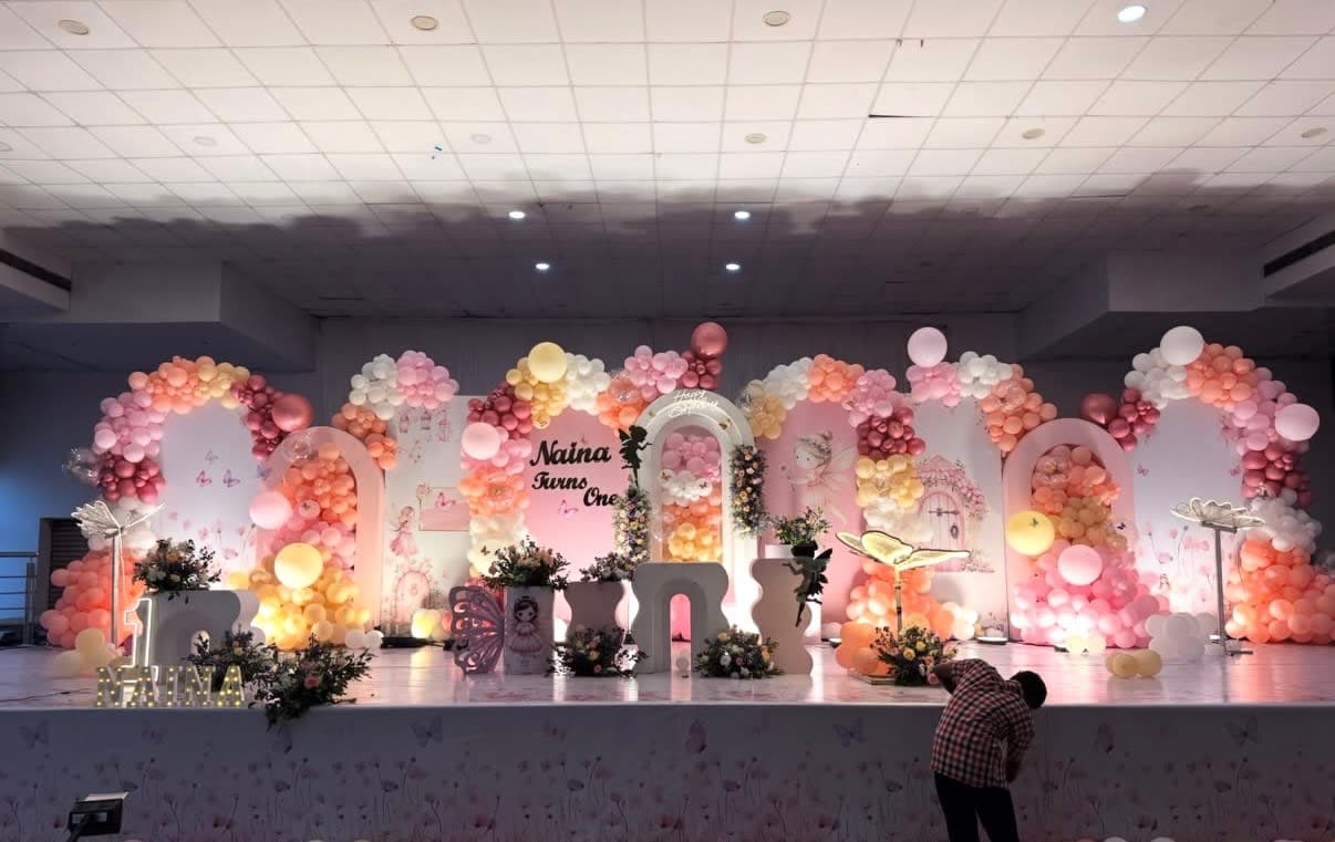 Grand girl birthday Balloon decoration