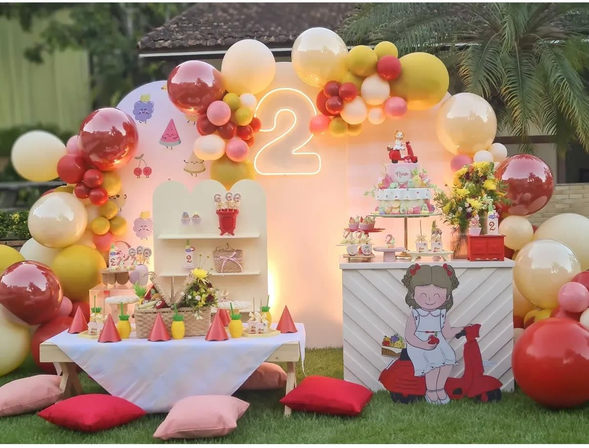 Elegant Girl’s Birthday Balloon Decoration