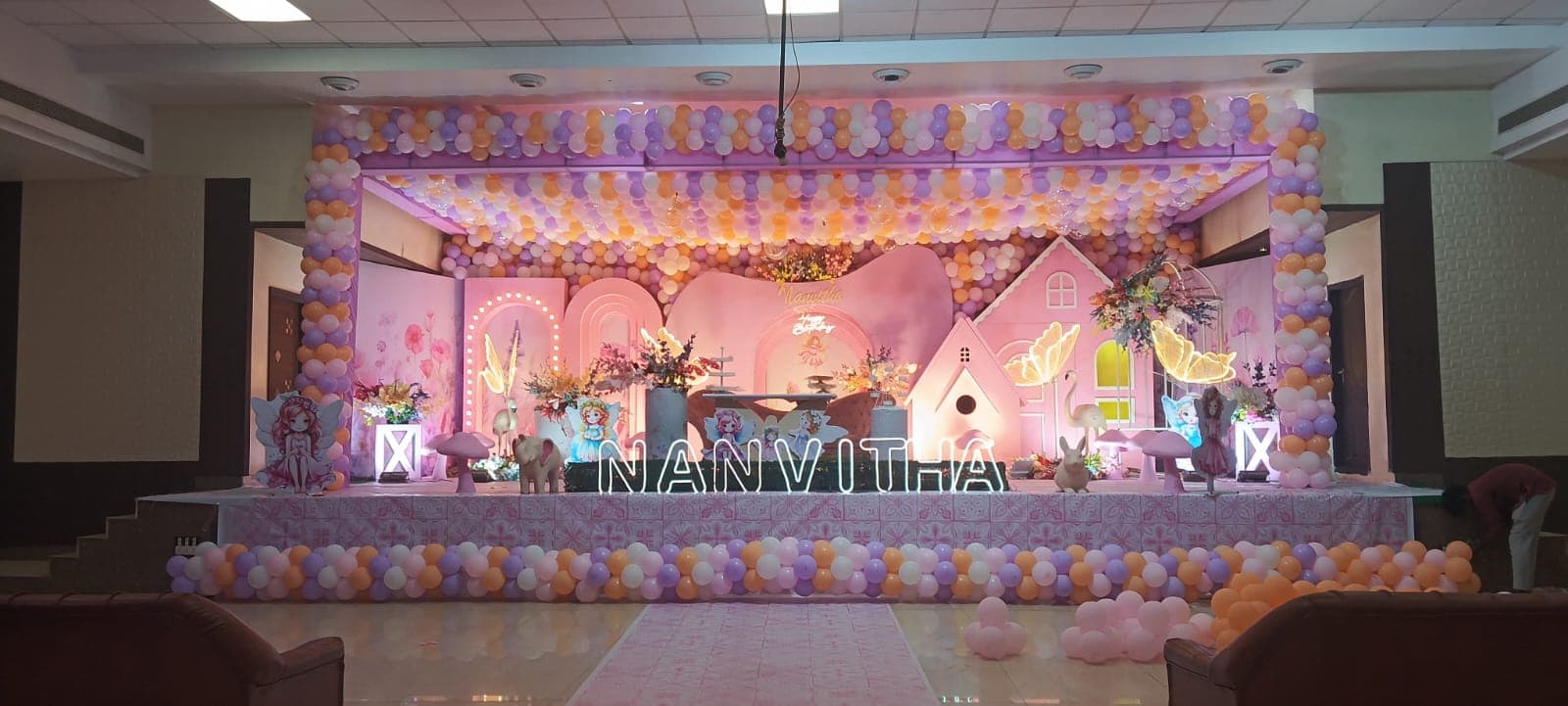 Grand girl birthday decoration