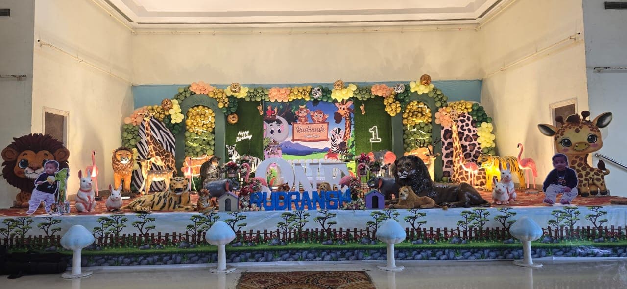 Grand Jungle Safari Animal Theme 1st Birthday Decoration