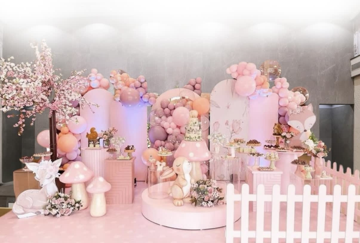 Pink Woodland Fairy Birthday Decoration | Elegant Balloon & Bunny Theme