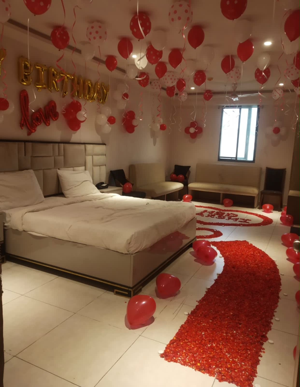 Room Birthday Surprise Decoration — photo 1